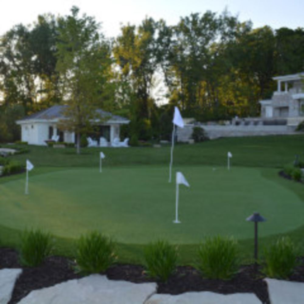 Artificial Golf Greens Maintenance Tips in Kennewick